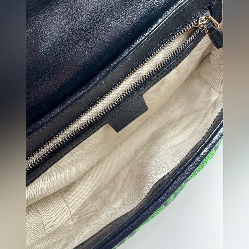 Gucci GG Canvas Small Marmont Matelassê Shoulder bag. - Picture 13 of 15